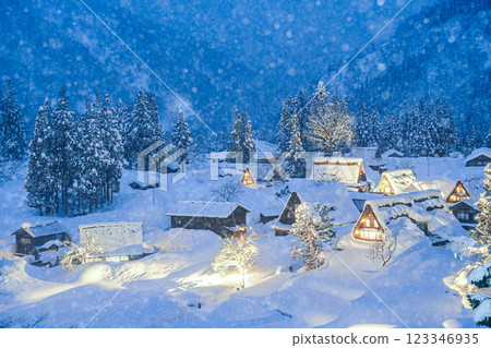 五簇山相倉合掌村冬季點燈活動 五簇山相倉合掌村冬季點燈活動 123346935