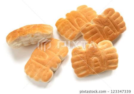 Crab-shaped buns Crab-shaped buns 123347339