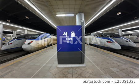 Seoul Station 123351355