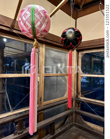 Meguro Gajoen Hundred-Step Staircase Hinamatsuri (Doll Festival) Colorful hanging decorations and traditional Japanese balls 123351522