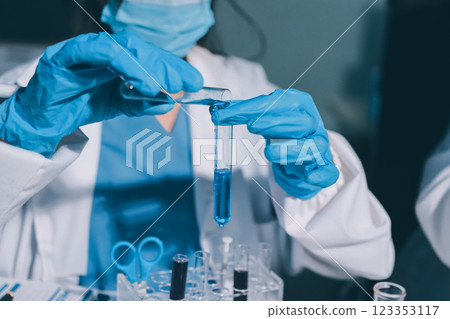 Researchers working in the clinical laboratory Researchers working in the clinical laboratory 123353117