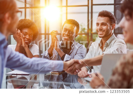 handshake during a successful meeting 123353505