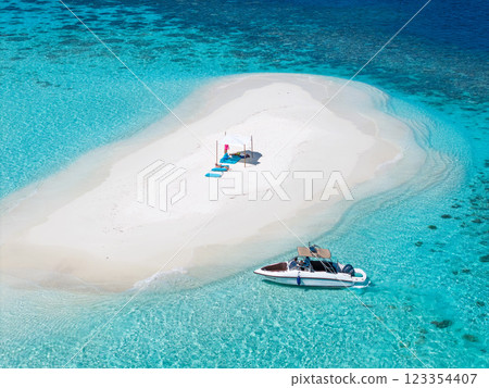 Sandbank experience with picnic in Gaafu Dhaalu Atoll Maguhdhuvaa Island, Maldives Sandbank experience with picnic in Gaafu Dhaalu Atoll Maguhdhuvaa Island, Maldives 123354407