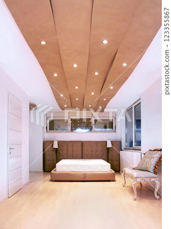 High ceiling bedroom High ceiling bedroom 123355867