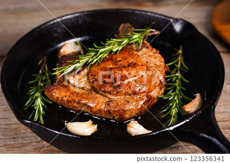 Fried Pork Bone Cutlet 123356341