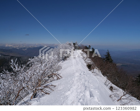 Snow still remaining on the summit of Mt. Azuma 123360982