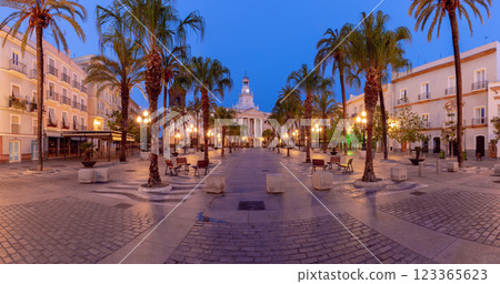 Plaza de San Juan de Dios at Dawn, Cadiz, Spain 123365623