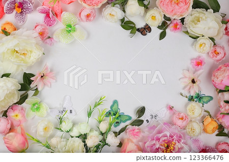 Spring or summer floral arrangement, still life, banner. Holiday concept with flowers, Podium for advertising products with place for text, Greeting card for Mother's Day, Women's Day, Valentine's 123366476