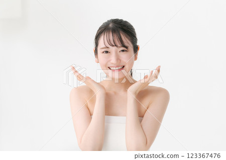 Beauty image of young women 123367476