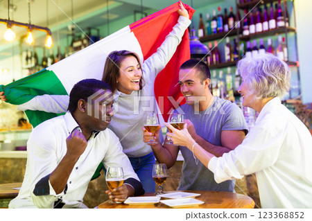Italian sports fans celebrate the victory 123368852