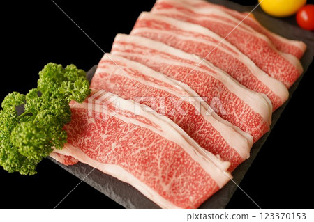 特選黑毛與牛牛腩片 123370153