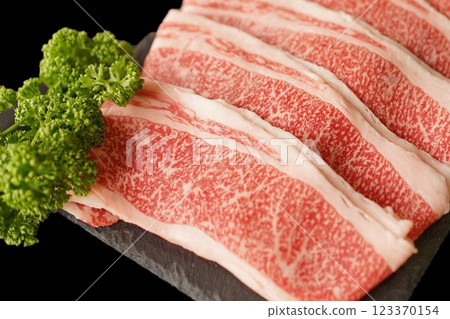 特選黑毛與牛牛腩片 123370154
