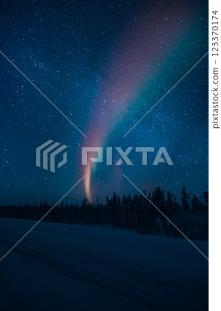 Spectacular aurora views from Yellowknife 123370174