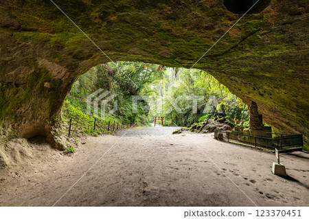 位於鹿兒島縣曾尾市的神祕之地-溝口洞窟 位於鹿兒島縣曾尾市的神祕之地-溝口洞窟 123370451