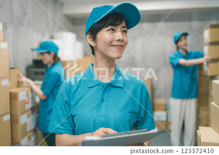 Women's empowerment in the logistics industry Women's empowerment in the logistics industry 123372410