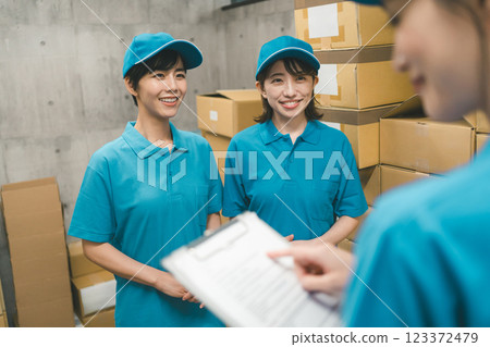 物流業的婦女賦權 123372479