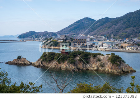 Beautiful scenery of Sensui Island in Fukuyama City, Hiroshima Prefecture, Japan 123373388