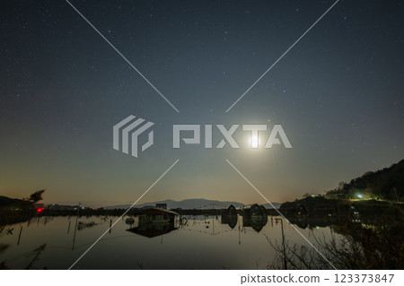 A very beautiful starry sky in Setouchi City, Okayama Prefecture, Japan A very beautiful starry sky in Setouchi City, Okayama Prefecture, Japan 123373847