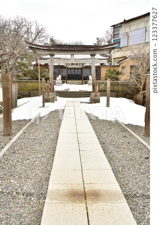 冬季拍攝北海道江差的柏森神社場地 123377627