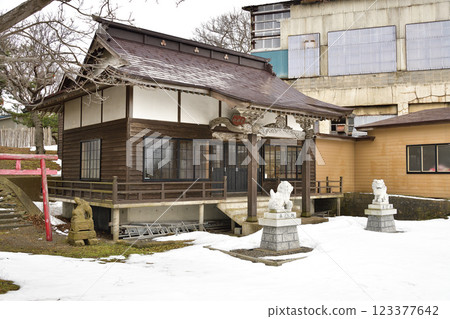 冬季拍攝北海道江差的柏森神社場地 冬季拍攝北海道江差的柏森神社場地 123377642