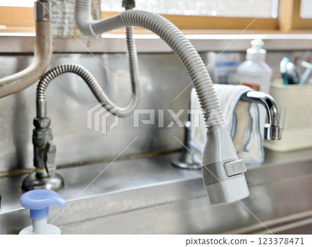 Kitchen gas water heater hose 123378471
