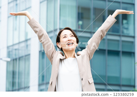 Young woman in casual suit Business image Young woman in casual suit Business image 123380259