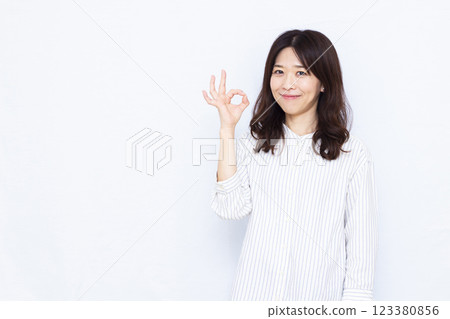 Woman signing OK 123380856