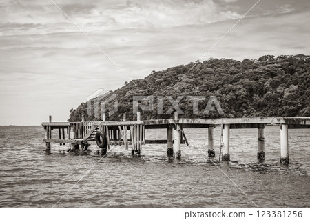 Praia de Palmas beach with jetty island Ilha Grande Brazil. 123381256