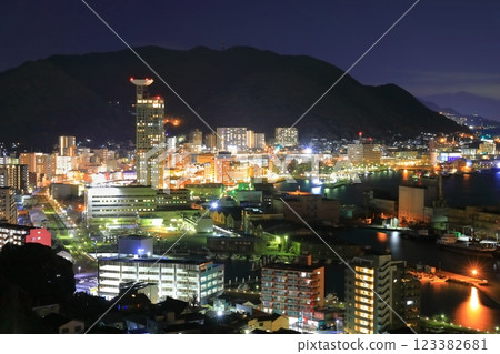 [Fukuoka Prefecture] Night view of Mojiko (Mojiko Retro Roman Lantern) 123382681
