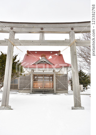 冬季拍攝北海道上之國市的新村稻荷神社場地 冬季拍攝北海道上之國市的新村稻荷神社場地 123382768