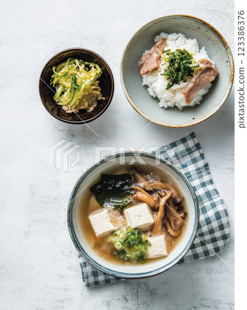 Japanese miso soup with tofu and rice Japanese miso soup with tofu and rice 123386376