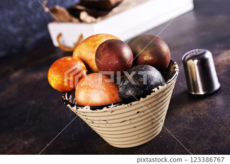 color easter eggs 123386767