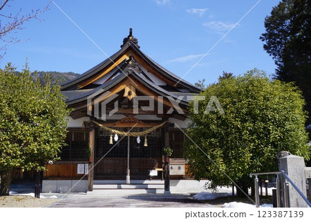 "Hisada Shrine" which was relocated to this place now because the shrine due to the construction of the dam was in the submerged area "Hisada Shrine" which was relocated to this place now because the shrine due to the construction of the dam was in the submerged area 123387139