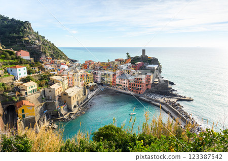 Sunny day at fishing village Vernazza Sunny day at fishing village Vernazza 123387542