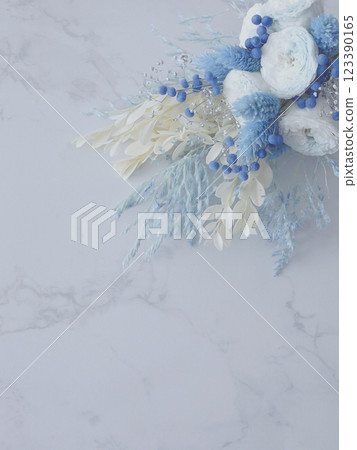 Blue and white bouquet (marble background) Blue and white bouquet (marble background) 123390165