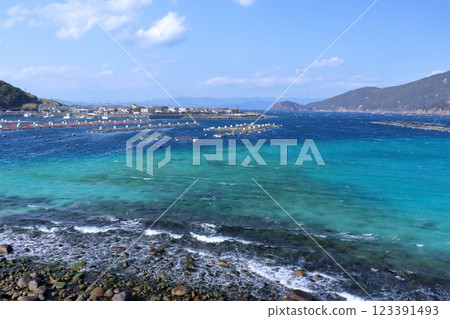 柏島：冬季波濤洶湧的大海（高知縣大月町） 123391493