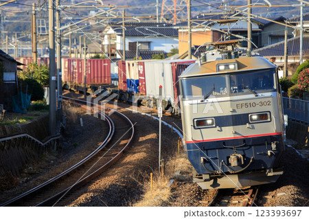 JR Freight EF510 type electric locomotive (300 series) 123393697