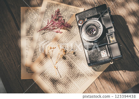 Paper, Light, and Cameras 123394438