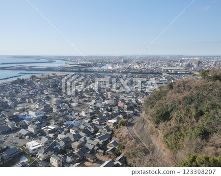 Yaizu cityscape in the morning 123398207