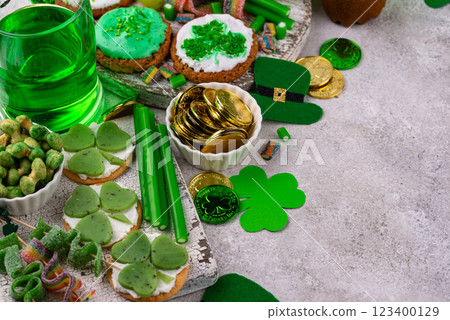 St. Patricks Day party food, green beer and shamrock 123400129
