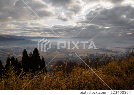 Morning view from Tagoyama Observatory (Sorafune Pier, Aso City) 123400594