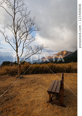 田子山瞭望台的晨景(阿蘇市空船碼頭) 田子山瞭望台的晨景(阿蘇市空船碼頭) 123400606