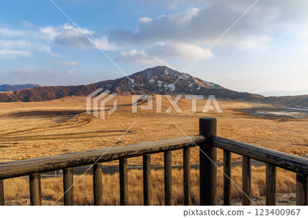 Mount Eboshi in winter (Aso Kuju National Park) Mount Eboshi in winter (Aso Kuju National Park) 123400967