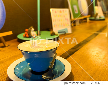 Coffee and table in a retro coffee shop Coffee and table in a retro coffee shop 123406110