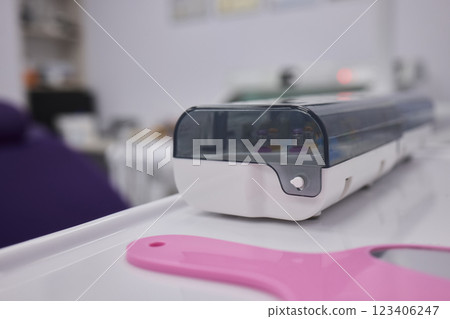 Precision Tooling Solutions for Efficient Electronics Assembly Processes and Performance 123406247