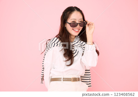 春季時尚肖像 春季時尚肖像 123408562