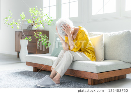 Female Elderly Negative 123408760