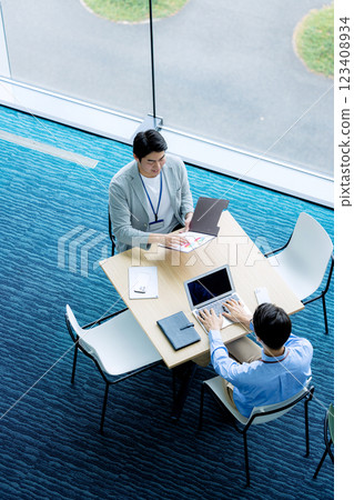 會議現場鳥瞰圖 會議現場鳥瞰圖 123408934