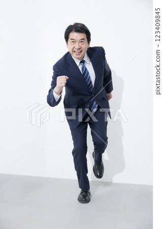 正在運行的商 123409845