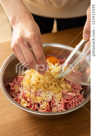 漢堡正在烹調 漢堡正在烹調 123413349